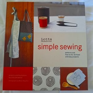 Simple Sewing by Lotta Jansdotter (book)